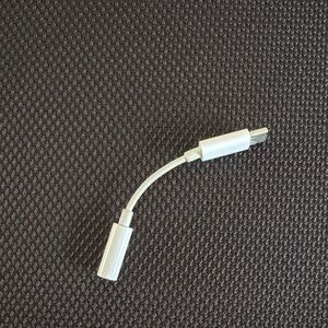 Apple USB-C to 3.5mm Audio Adapter